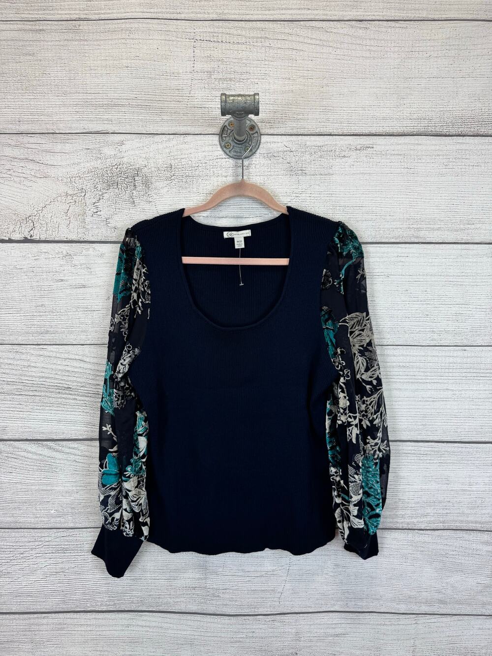 Cato Plus Size Navy Blue Floral Velour Sheer Sleeve Scoop Neck Top Size 18/20W